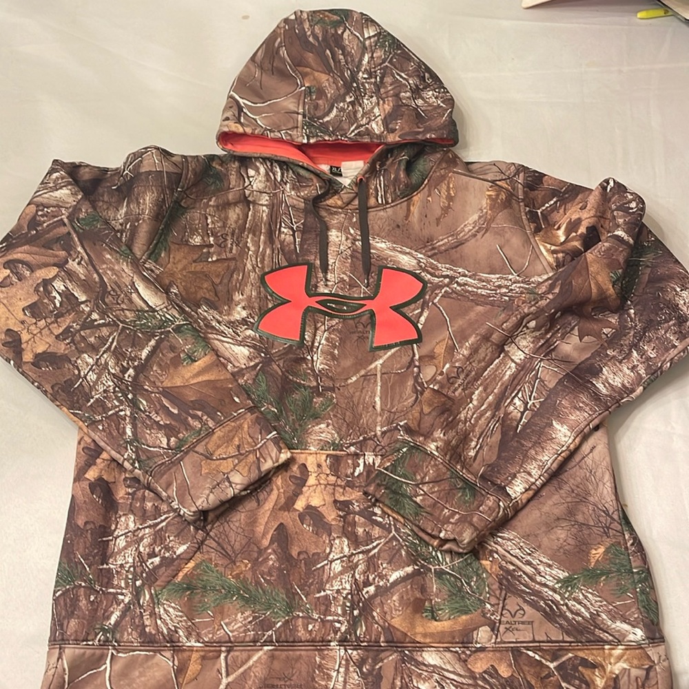 Under armour xl sweatshirt